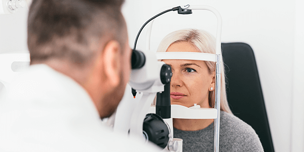 A importância do Oftalmologista na prescrição de lentes corretivas